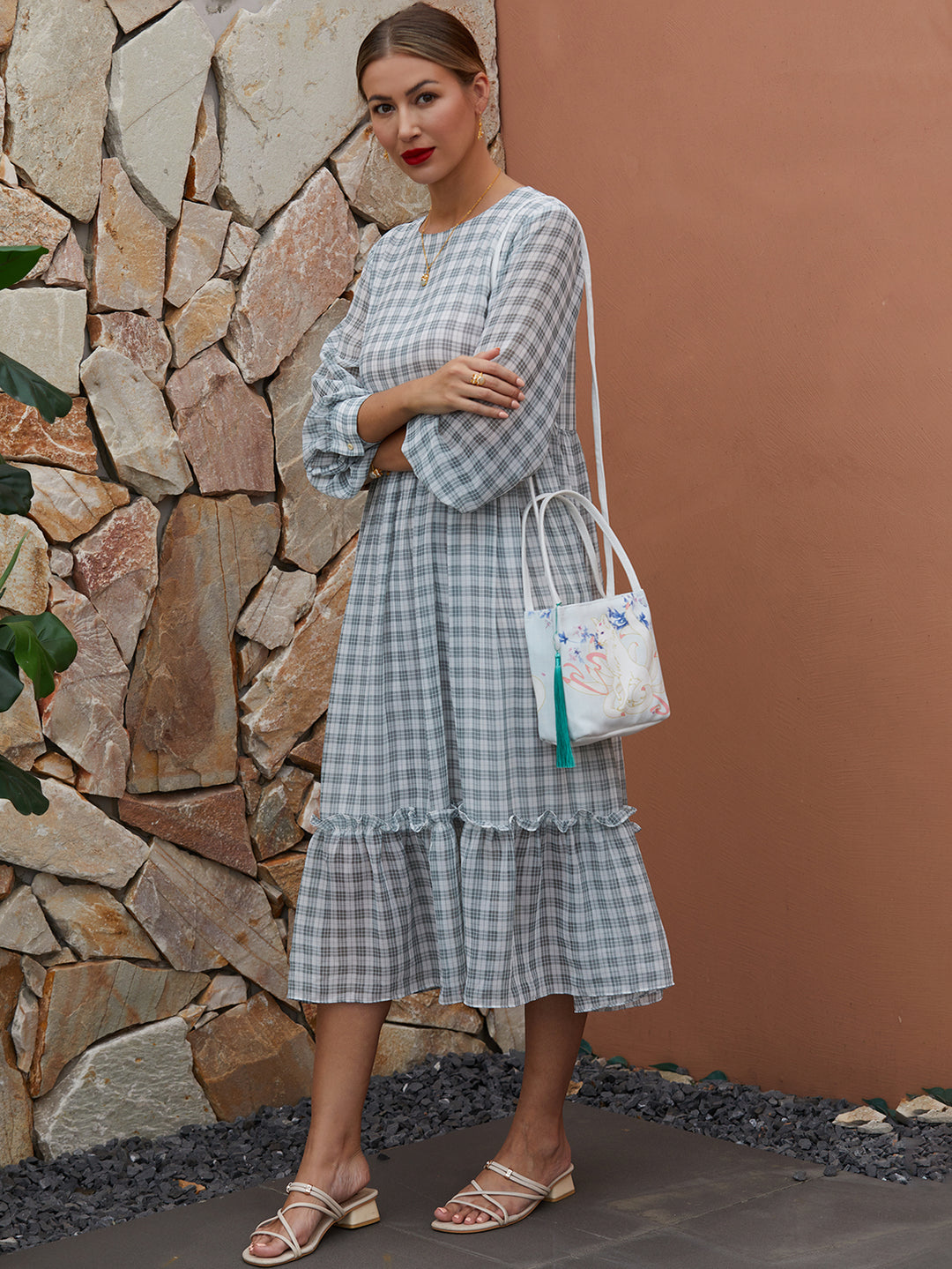 Bolsa Crossbody de Lona Leve com Padrões Culturais Exclusivos