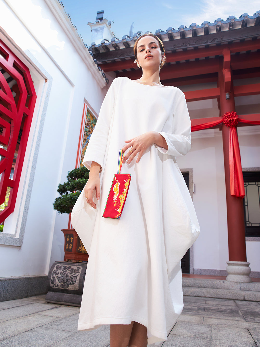 Deep Red Embroidered Linen Tote: Tibetan Prosperity Symbol & Eco-Durable