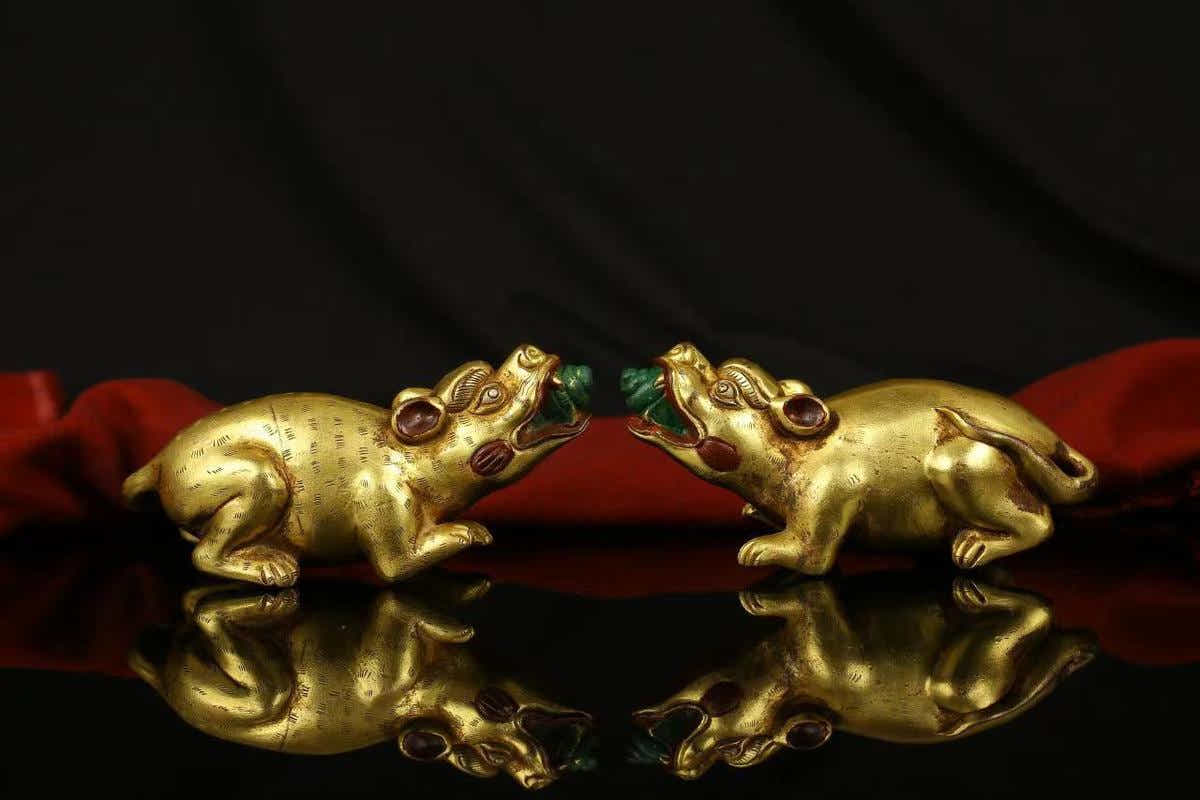 The Magical Treasure-Vomiting Mongoose: Unlocking the Secrets of Tibet's Divine Symbol of Wealth