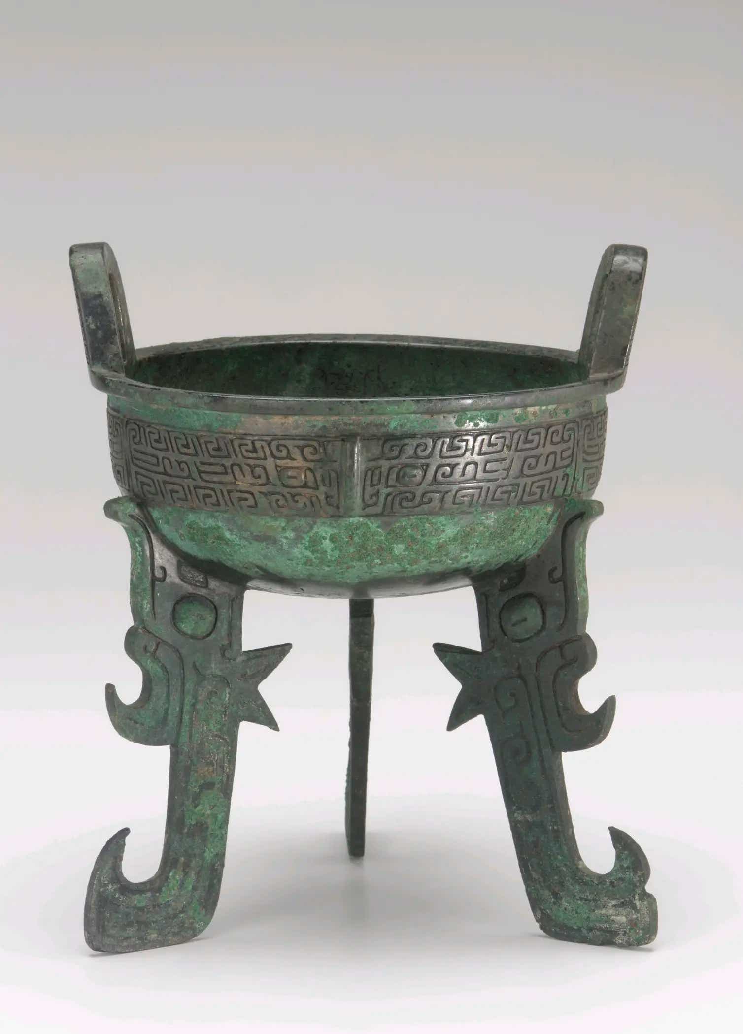 Brief Introduction About Chinese Xia Dynasty Craftsmanship