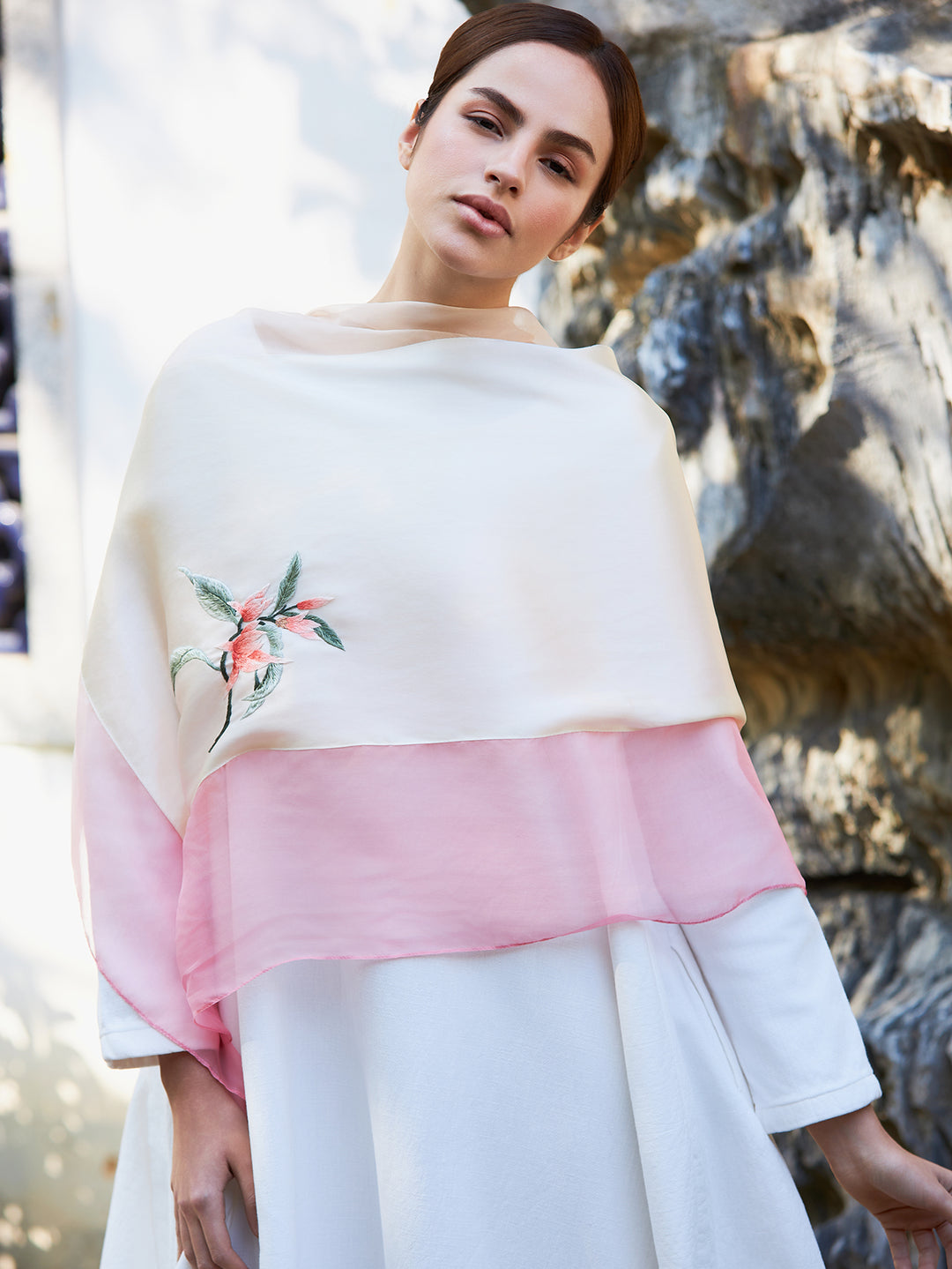 Hand-Embroidered Mulberry Pink Gradient Silk Scarf - Su Embroidery Art