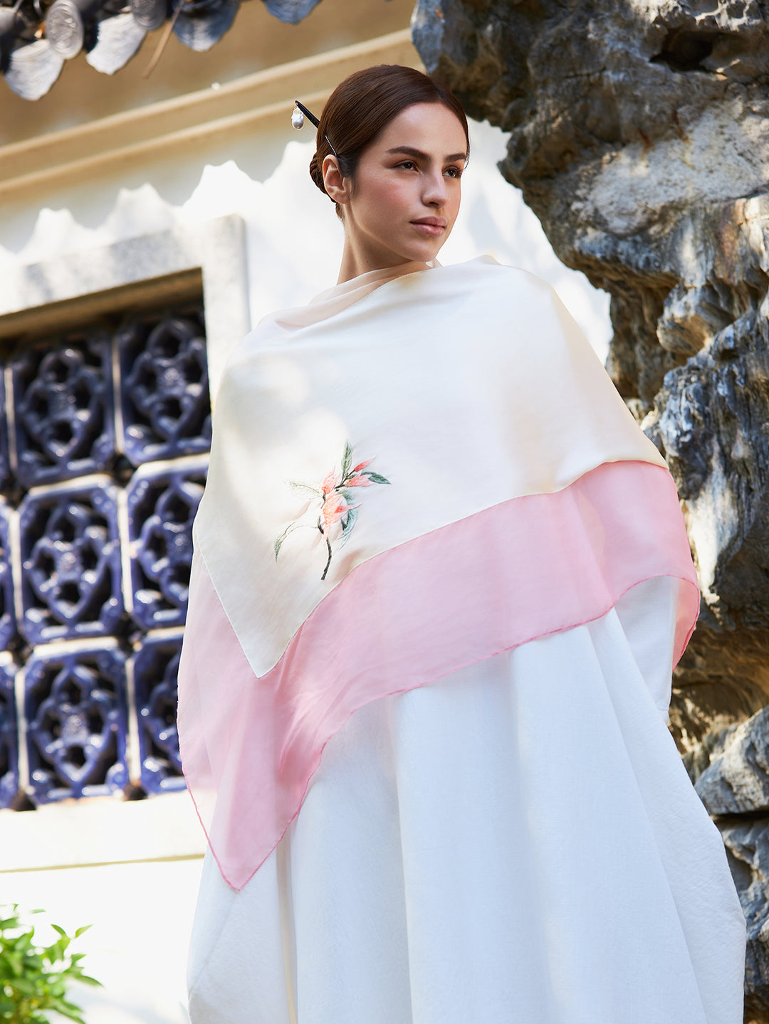 Hand-Embroidered Mulberry Pink Gradient Silk Scarf - Su Embroidery Art