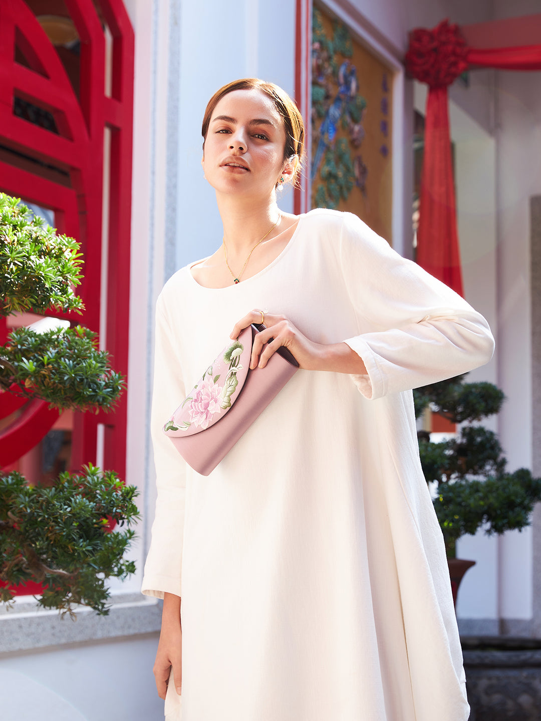 Exquisite Chinese Handcrafted Clutch Bag with Silk Embroidery, Purple Color With Tree Peony Pattern