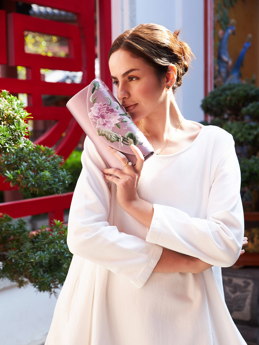 Exquisite Chinese Handcrafted Clutch Bag with Silk Embroidery, Purple Color With Tree Peony Pattern