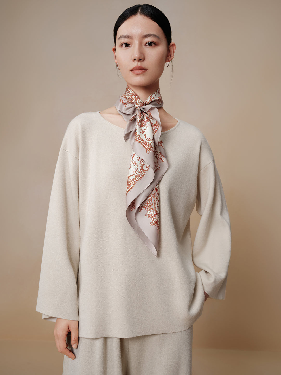 Exquisite Mulberry Silk Medium Square Scarf for Women – Double-Sided Print – Wensli Bud Lace Rhythm Series