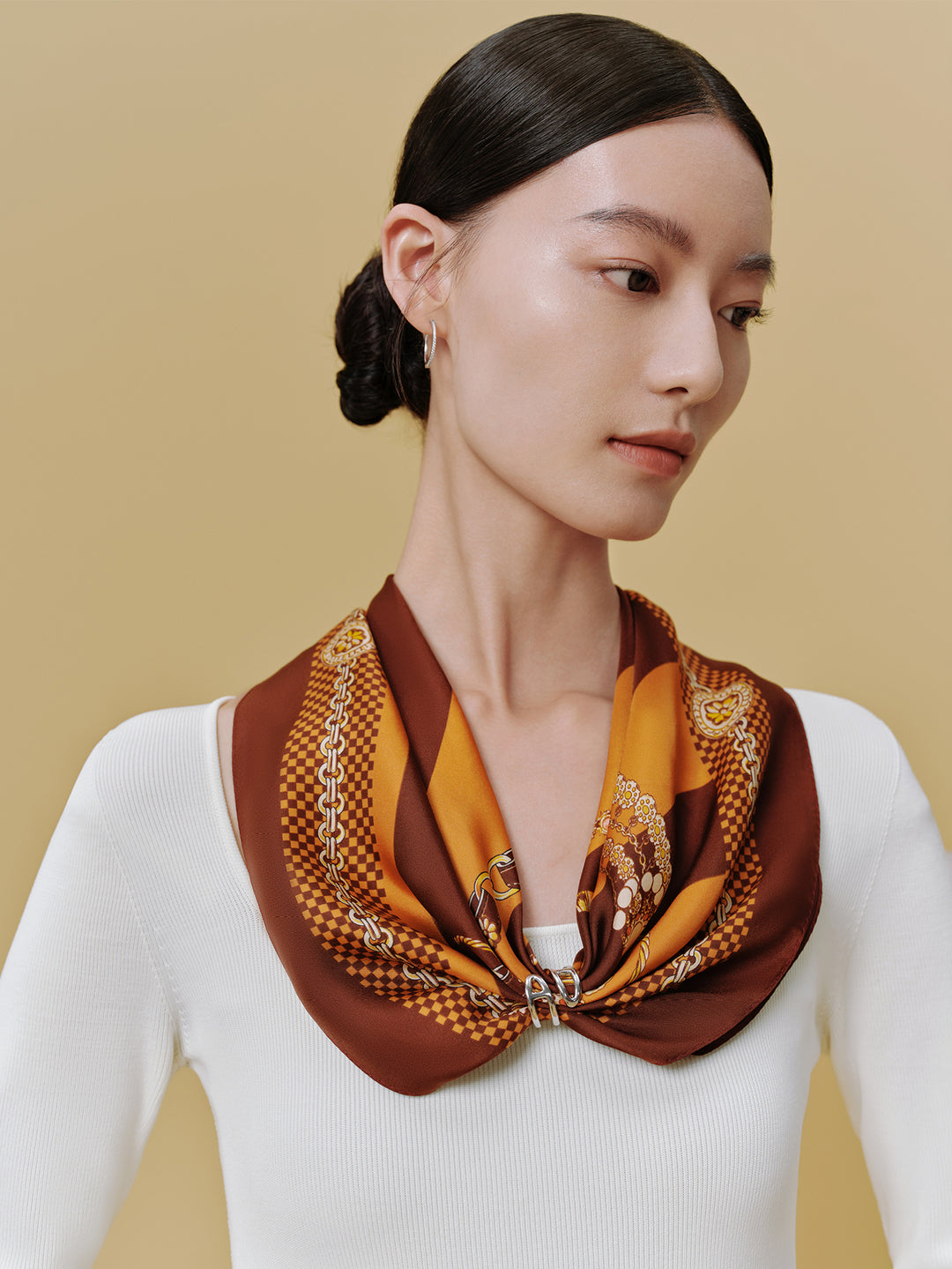 Exquisite Mulberry Silk Medium Square Scarf for Women – Double-Sided Print – Wensli Auspicious Persimmon Ode and Iridescent Elegance