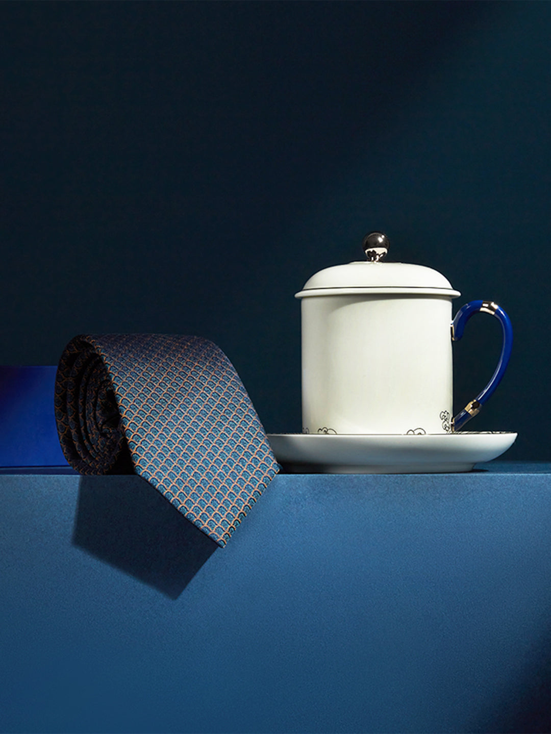 Craftsmanship Men's Silk Tie & Ceramic Tea Set Gift Box with Chinese Symbolism, WENSLI Imperial Dragon Collection