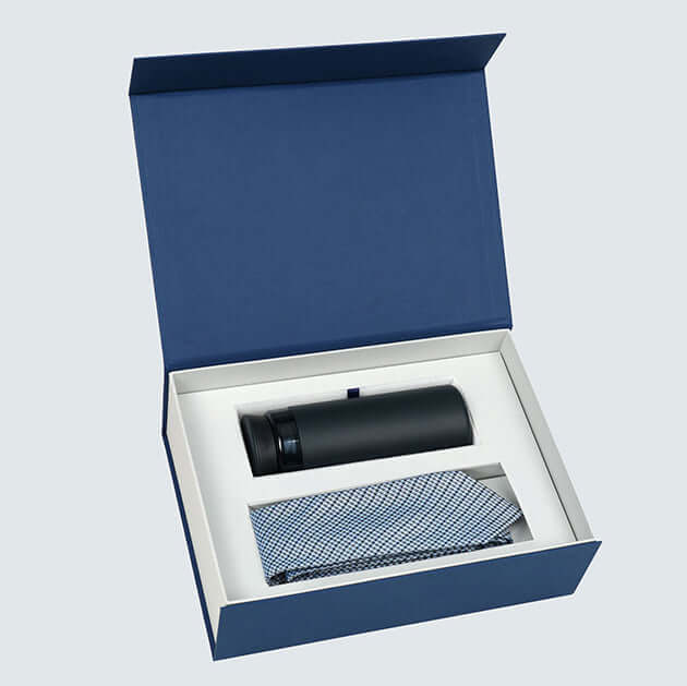 Exquisite Silk Tie and Insulated Tumbler Set in a blue box - The Ultimate Business Accessory for Modern Men