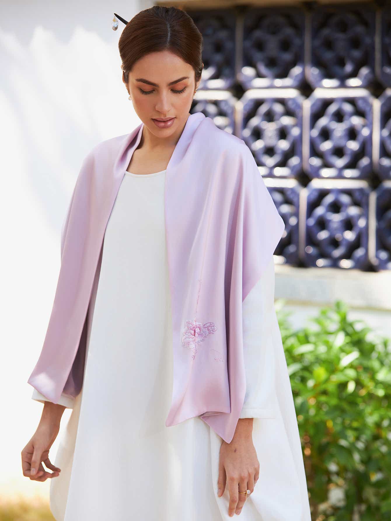 Elegant pink peony embroidery on 18 momme mulberry silk scarf, featuring Su Xiu craftsmanship—perfect for any occasion.