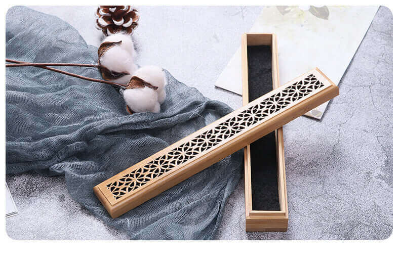 Wooden Incense Burner With Chinese Classical Cultural Pattern