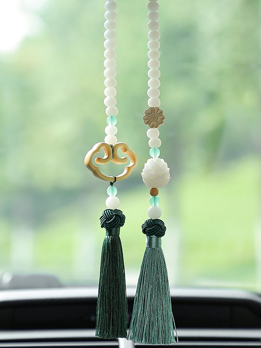 Handcrafted Bodhi Seed Car Charm – Lotus Rearview Mirror Ornament for Safety and Good Fortune