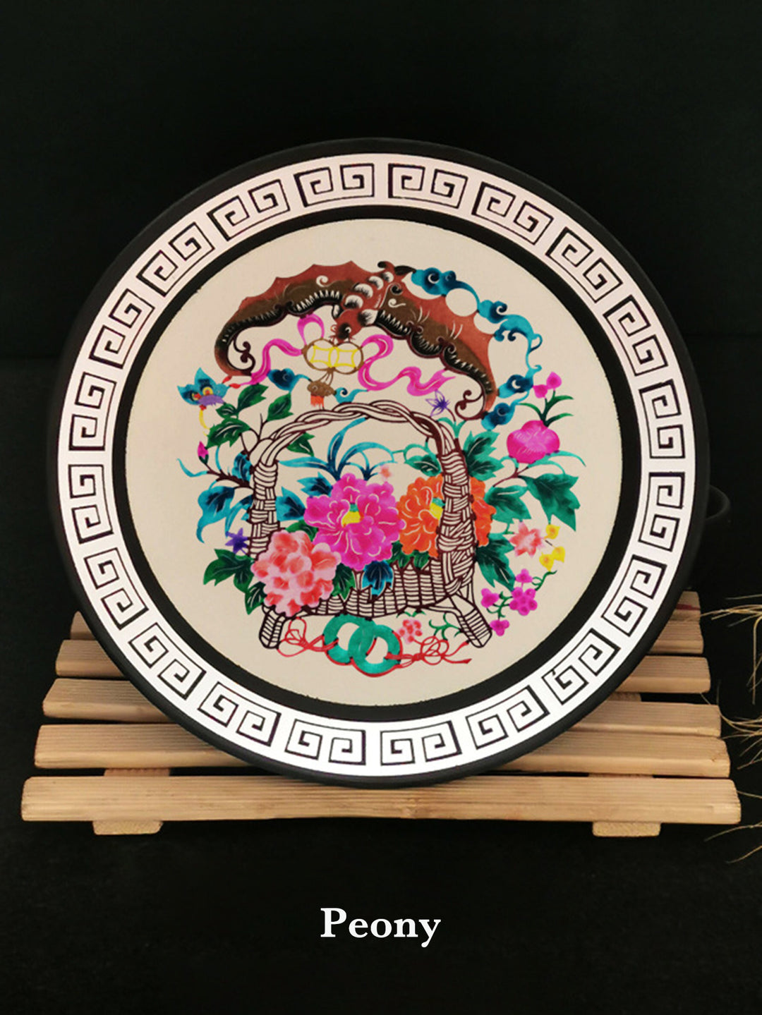 Exquisite Chinese Style Handcrafted Paper-Cut Mirror Frame – Traditional Home Decor Picture Frame with Unique Patterns, Gift & Hanging Ornament