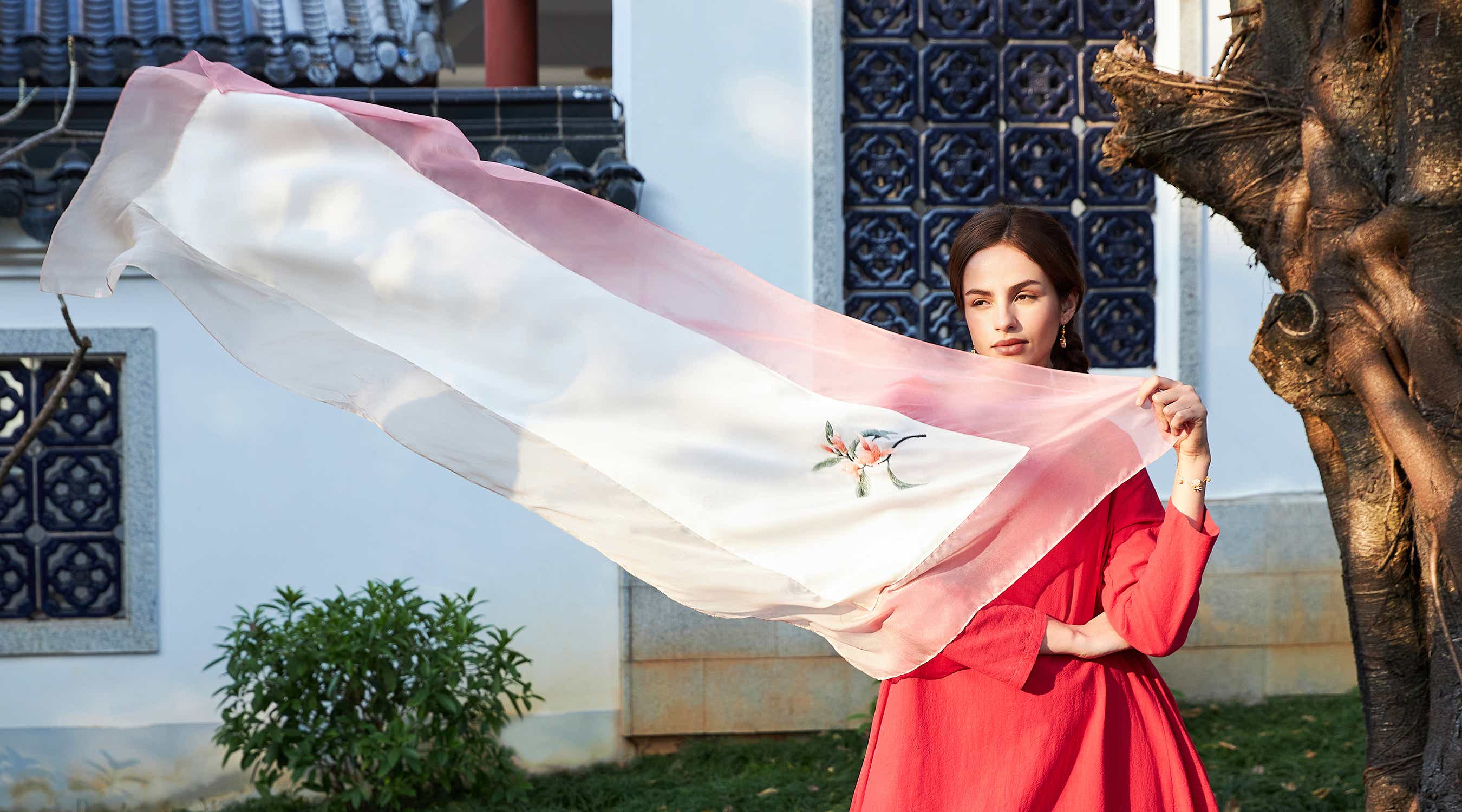 Yomkey – Where Chinese Stories Meet Modern Lifestyle