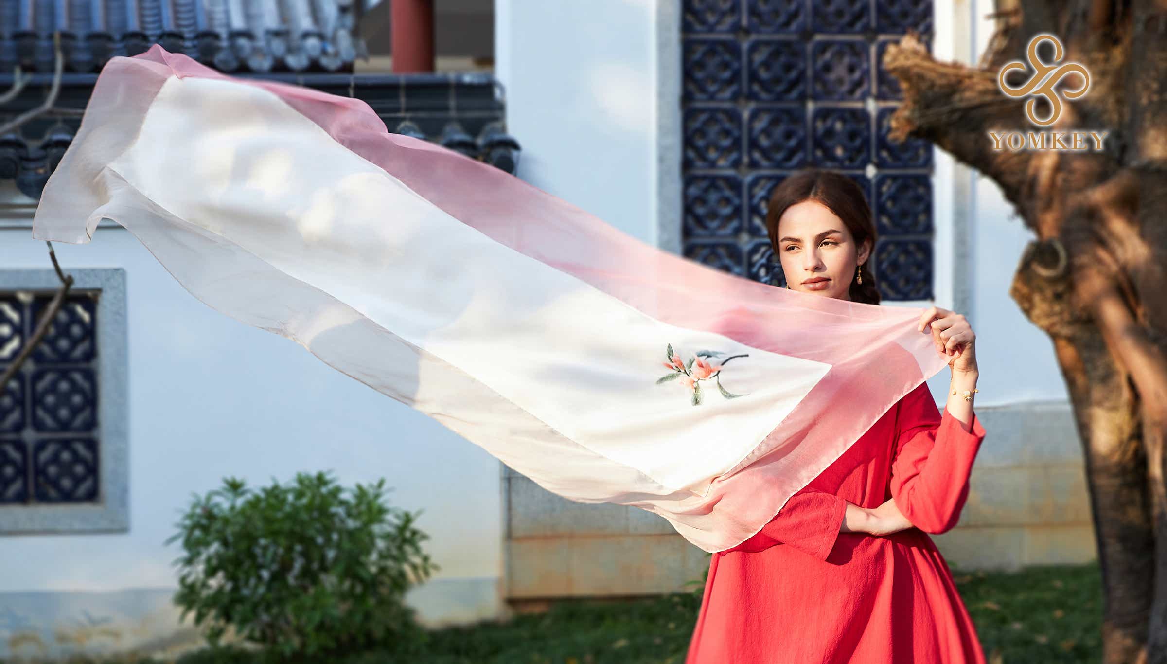 Our mission is to share the profound stories of ancient crafts and the artisans who create them with the world. By partnering directly with master craftspeople, we bring you authentic, handcrafted products from exquisite silk and embroidery to non-heritage home decor.