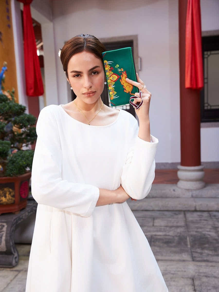 Deep Green Embroidered Linen Tote: Tibetan Prosperity Symbol & Eco - Durable - Yomkey