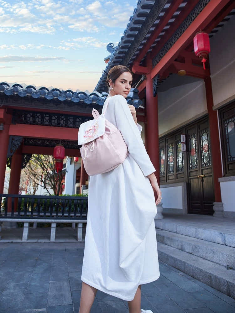 Exquisite Peony Su Xiu Embroidered, Lightweight Durable Linen Daypack - Yomkey