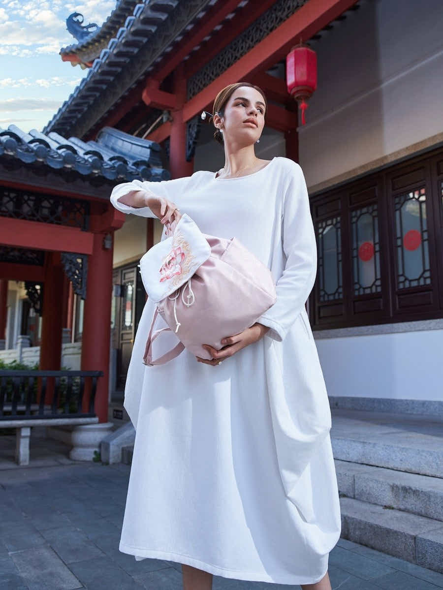 Exquisite Peony Su Xiu Embroidered, Lightweight Durable Linen Daypack - Yomkey