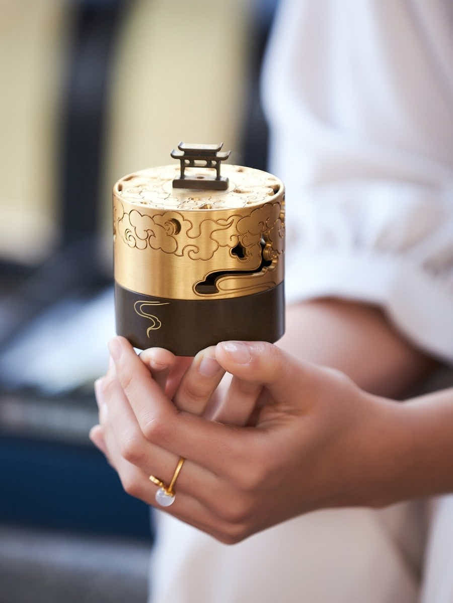 Hand - Carved Bronze Censer | Auspicious Cloud Totem | Oriental Metal Art Decor - Yomkey