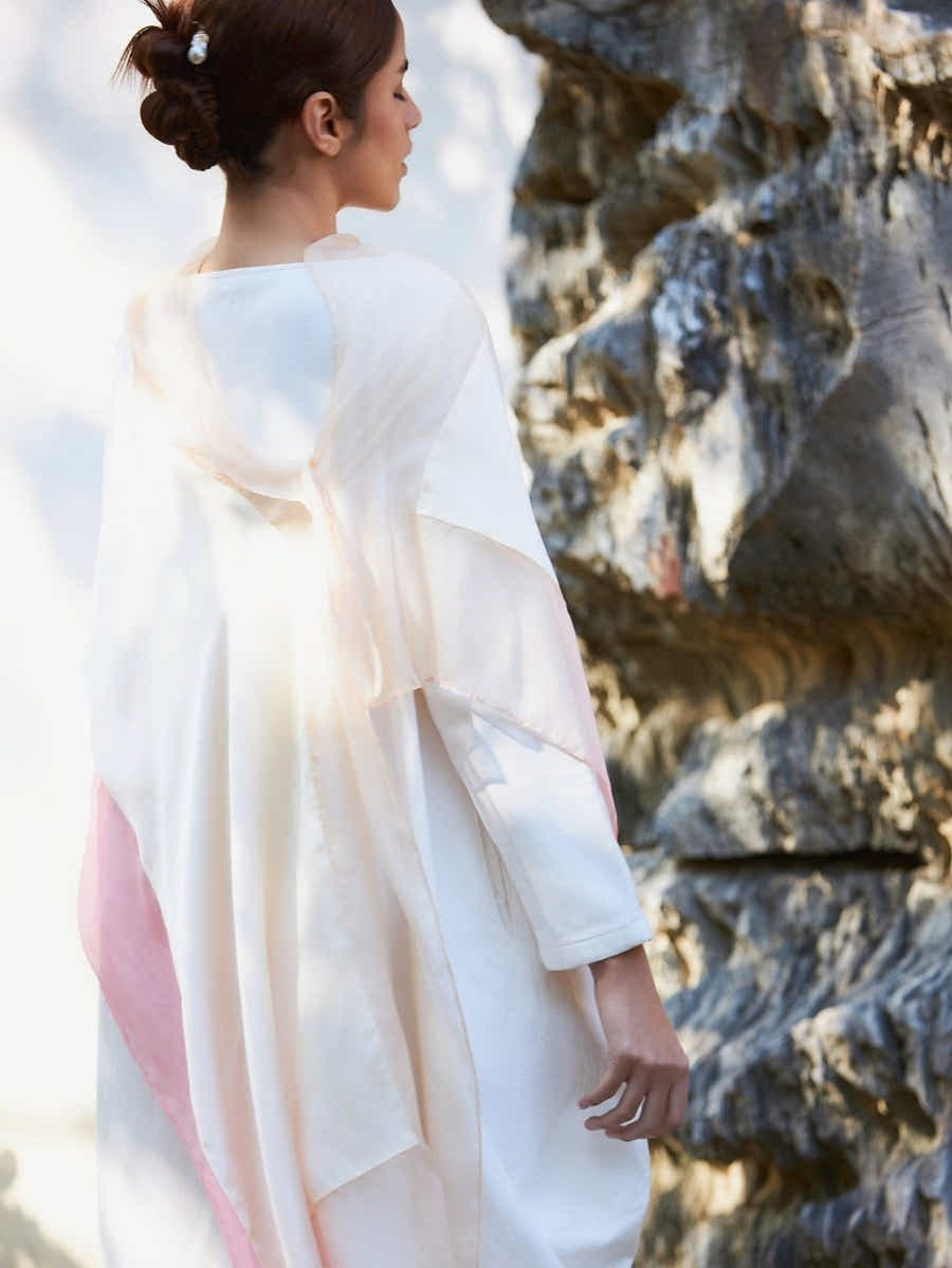 Hand - Embroidered Mulberry Pink Gradient Silk Scarf - Su Embroidery Art - Yomkey