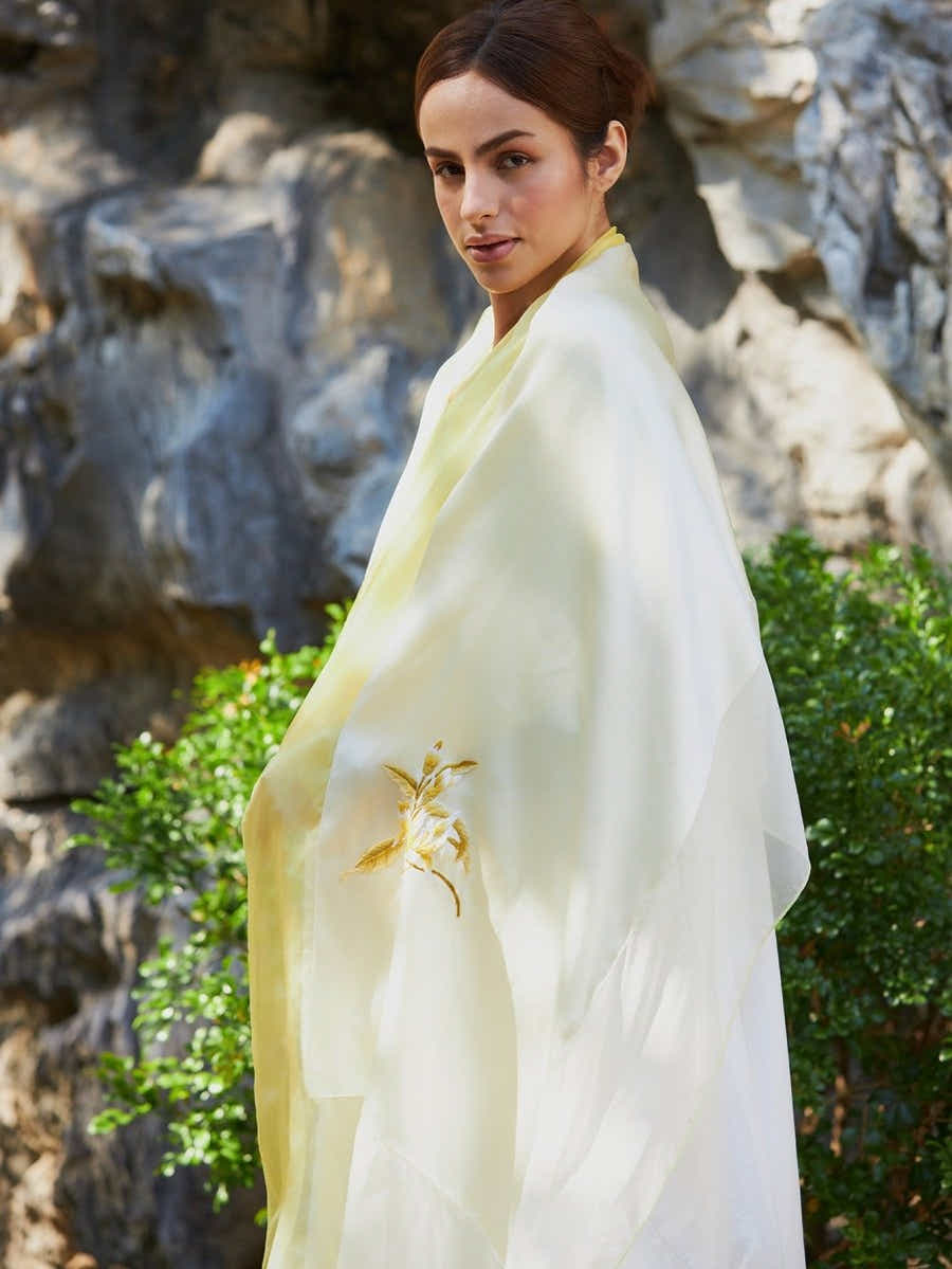 Hand - Embroidered Mulberry Yellow Gradient Silk Scarf - Su Embroidery Art - Yomkey