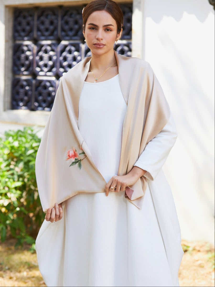 Hand - Embroidered Su Xiu Mulberry Silk Scarf – Champagne Gardenia - Yomkey