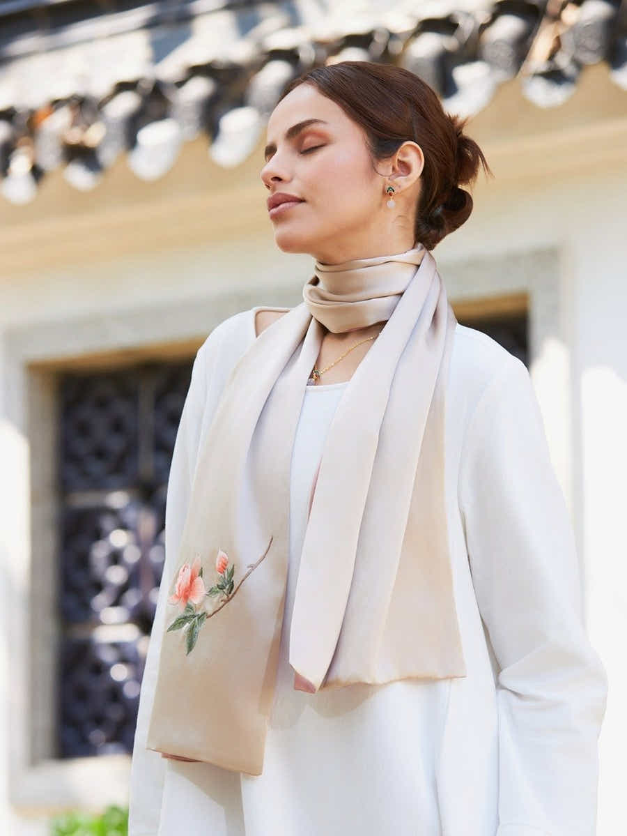 Hand - Embroidered Su Xiu Mulberry Silk Scarf – Champagne Gardenia - Yomkey