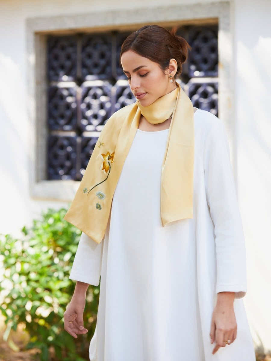 Hand - Embroidered Su Xiu Mulberry Silk Scarf – Golden Lotus - Yomkey