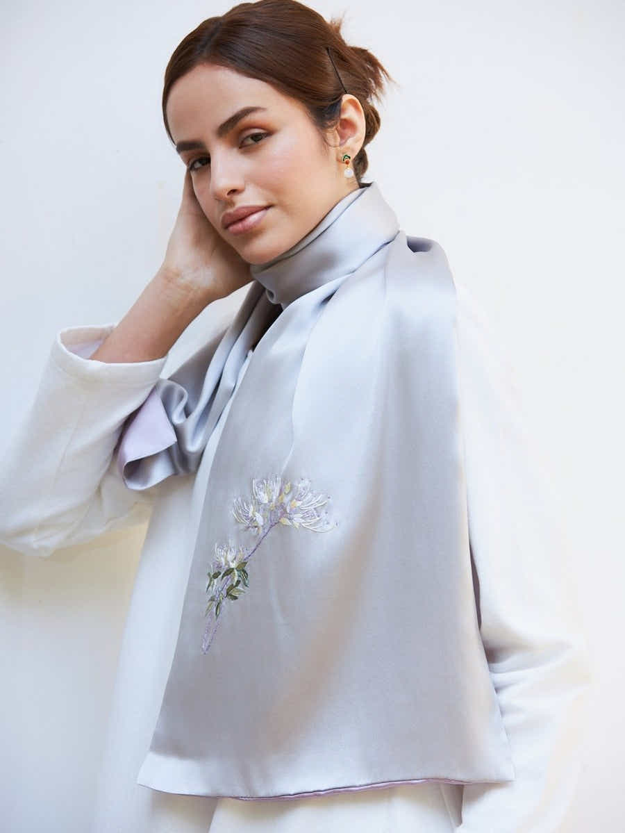 Hand - Embroidered Su Xiu Mulberry Silk Scarf – Silver Grey Orchid - Yomkey