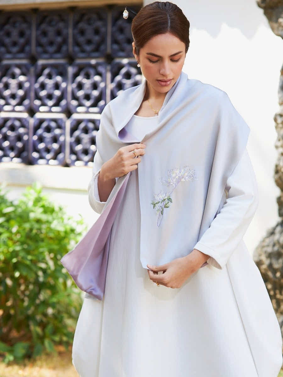 Hand - Embroidered Su Xiu Mulberry Silk Scarf – Silver Grey Orchid - Yomkey