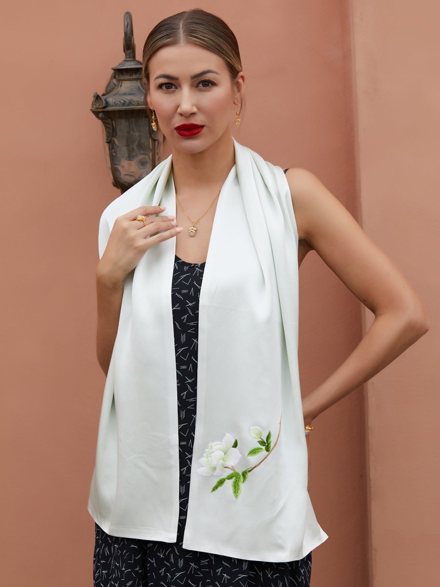 Hand-Embroidered Suzhou Silk Scarf – White Orange Blossom – Yomkey