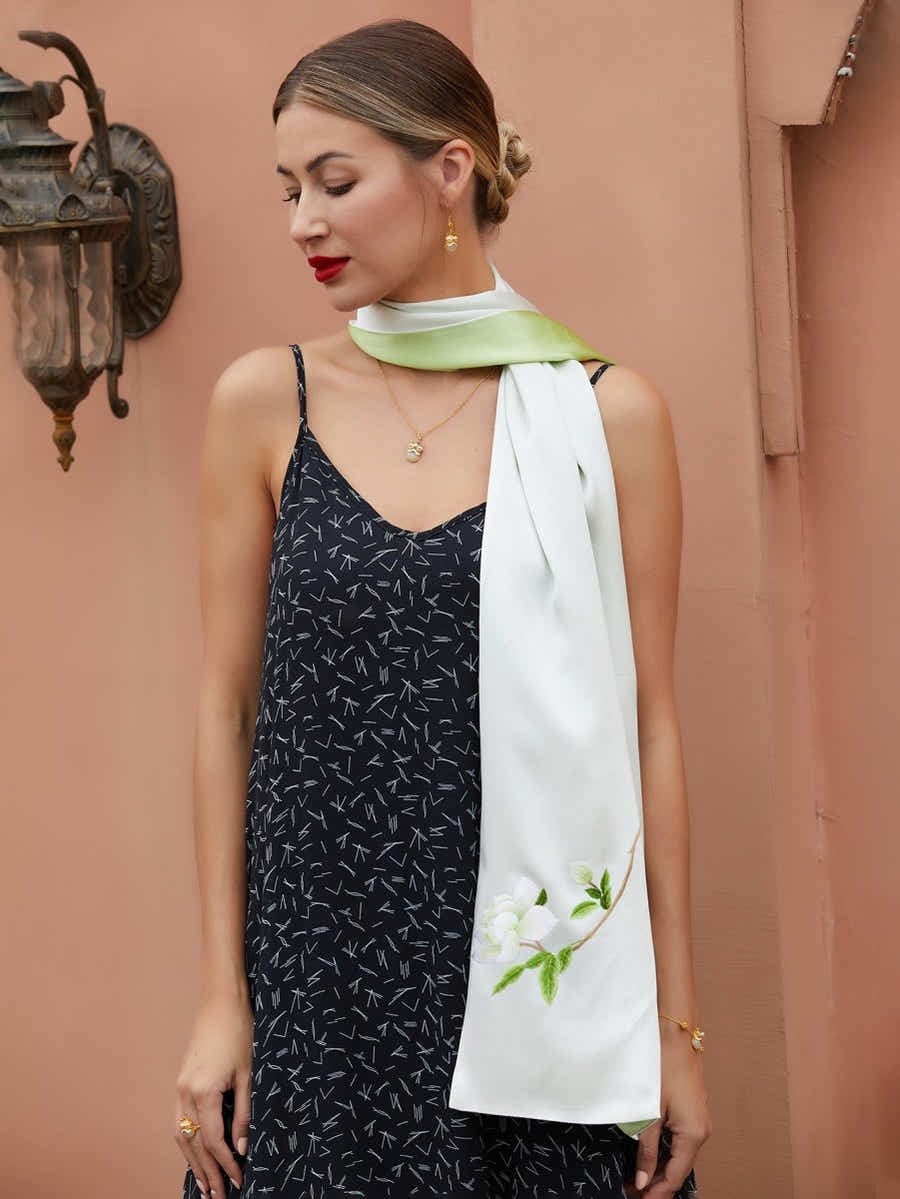 Hand - Embroidered Suzhou Silk Scarf – White Orange Blossom - Yomkey