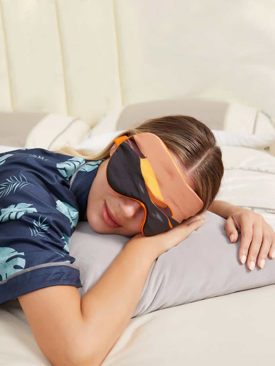 Light Brown Silk Eye Mask: Silk Road Design, 6A Breathable Comfort - Yomkey