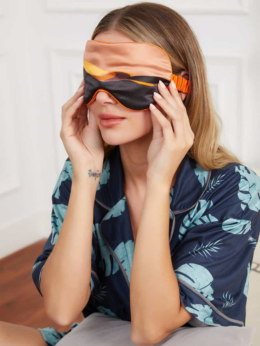 Light Brown Silk Eye Mask: Silk Road Design, 6A Breathable Comfort - Yomkey