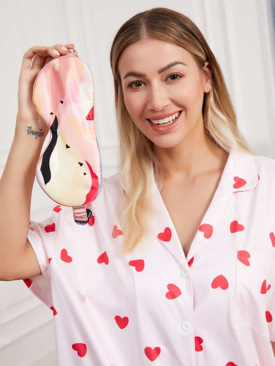 Multicolor Field Silk Mask: Breathable, Harvest Symbol & Luxury Comfort - Yomkey