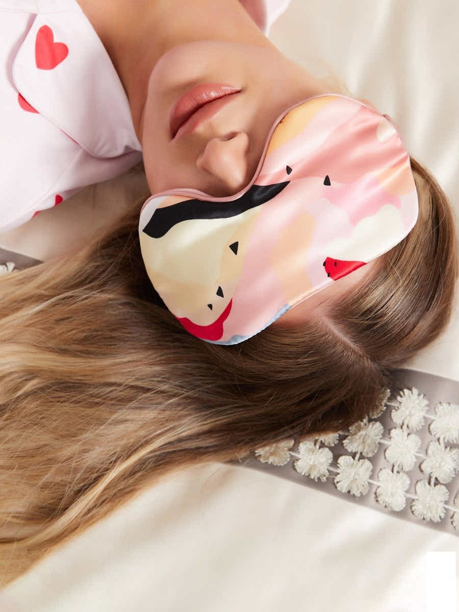 Multicolor Field Silk Mask: Breathable, Harvest Symbol & Luxury Comfort - Yomkey