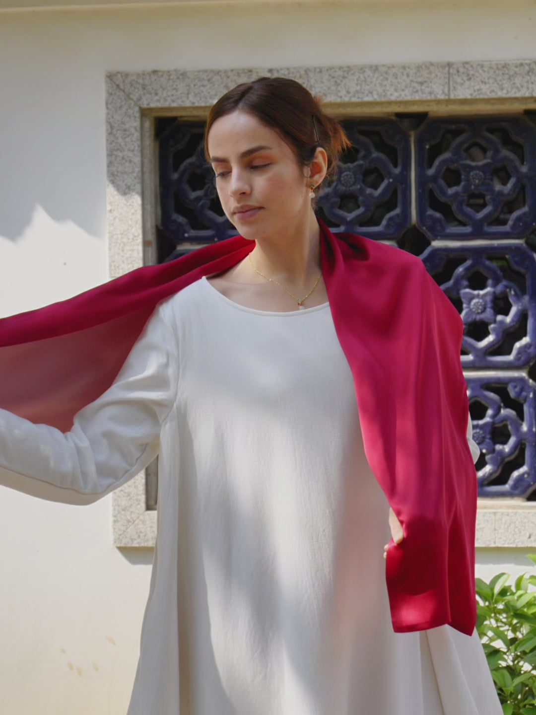 Handmade Su Xiu Silk Scarf – Red White Phoenix Embroidery