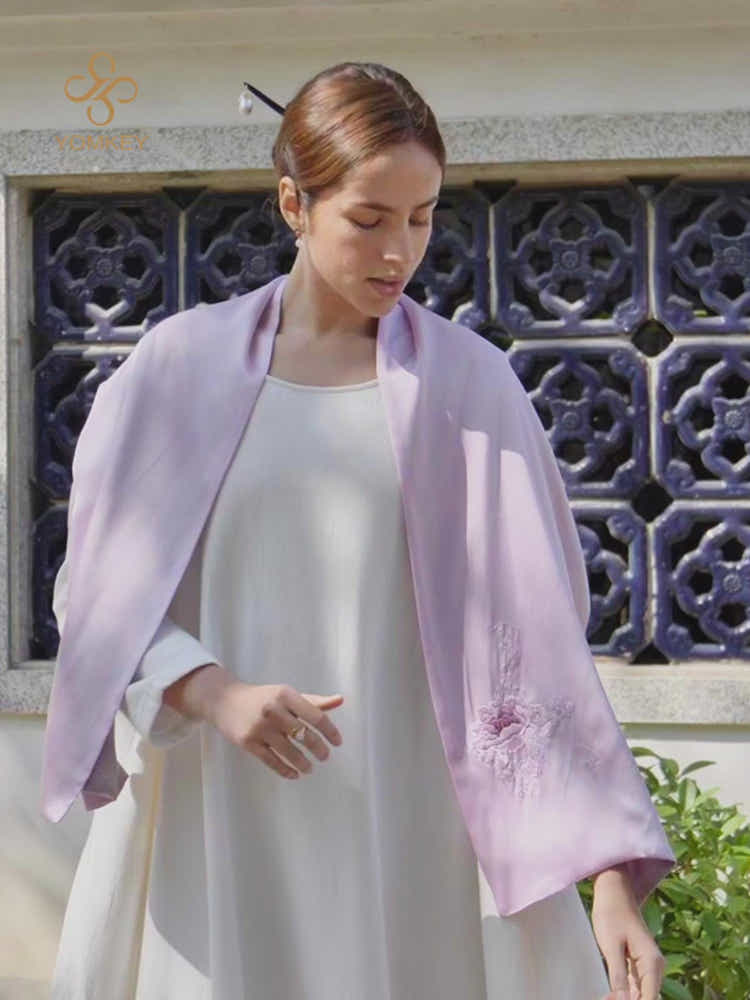 Hand-Embroidered Su Xiu Mulberry Silk Scarf – Pink Peony