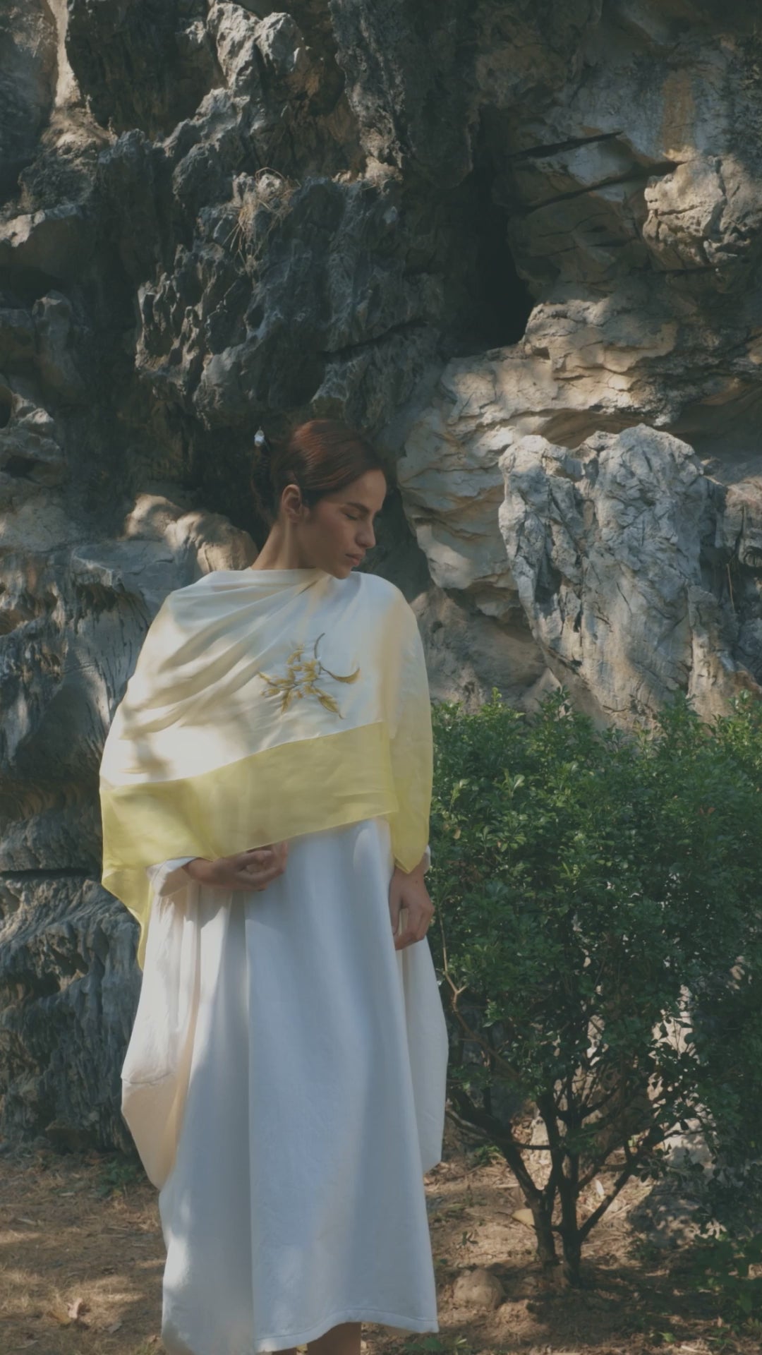 Exquisite Chinese Handcrafted Silk Shawl with Magnolia Embroidery, White and Light Yellow Tulle Patchwork