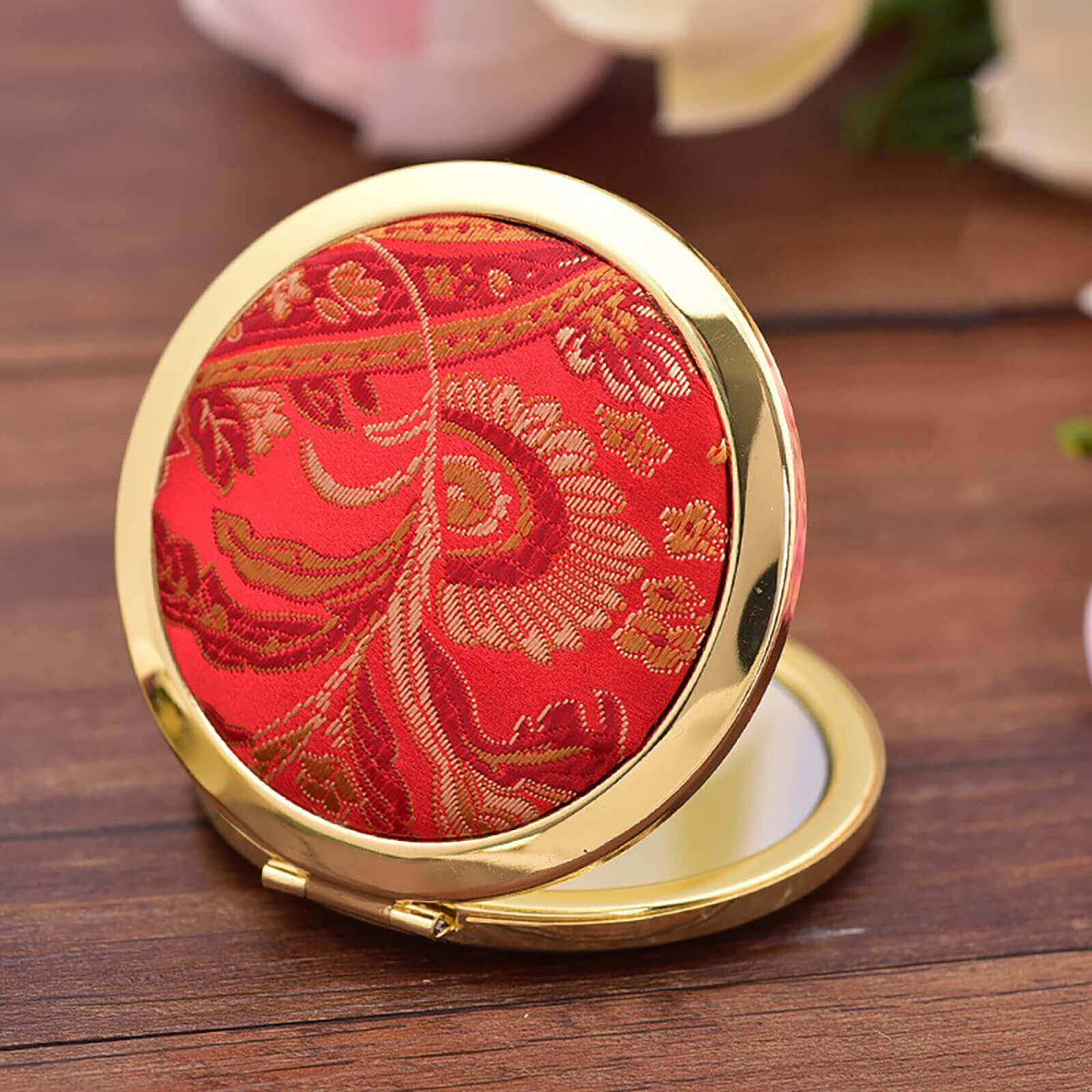 Elegant Sichuan Brocade Flip Compact Mirror – Timeless Beauty at Your Fingertips