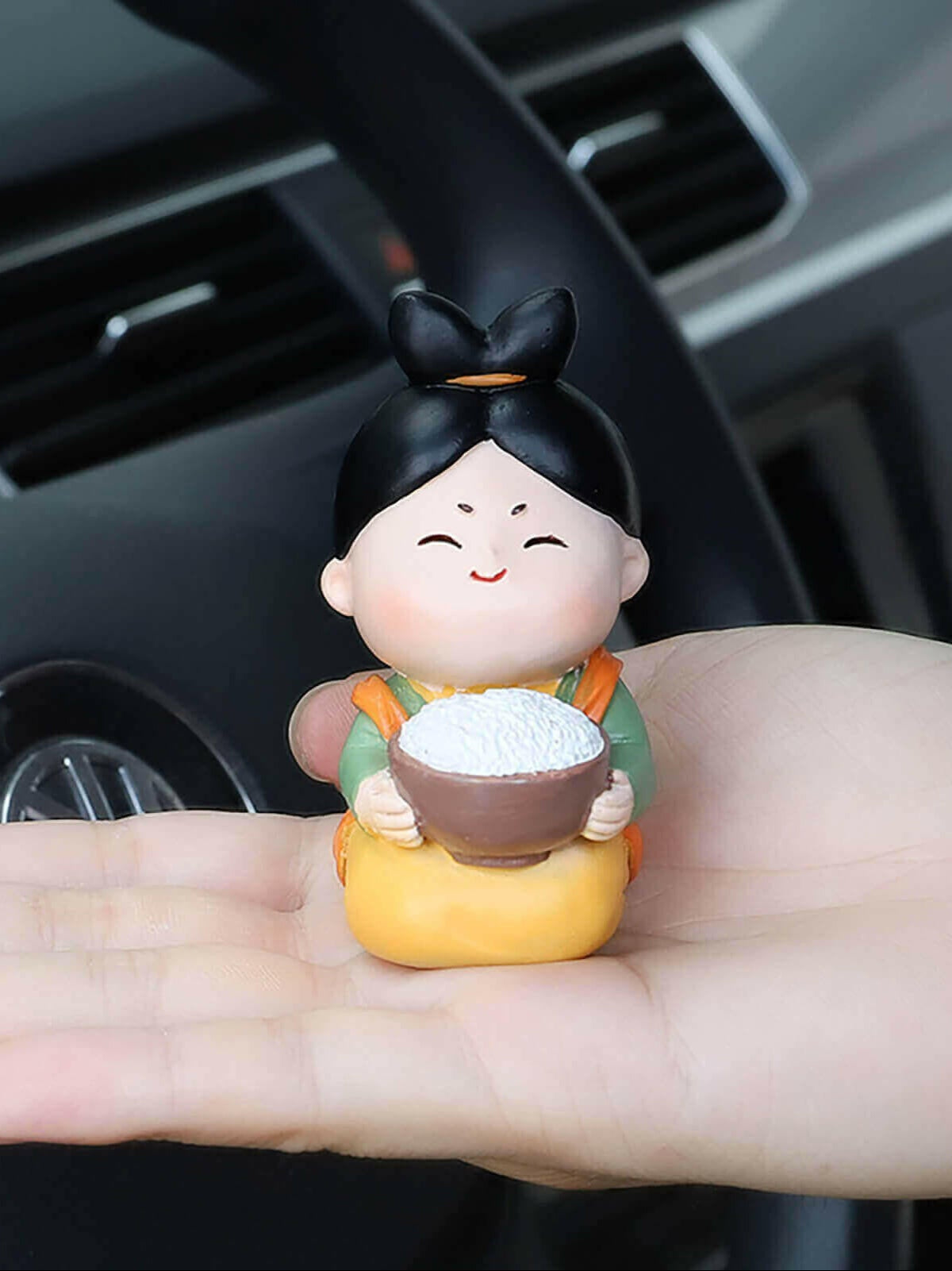 Elegant Tang Dynasty Lady Resin Figurine - Graceful Decor for Serenity and Joy